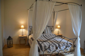 Отель Chiemsee Beachhouse Apartment  Бернау-Ам-Химзее